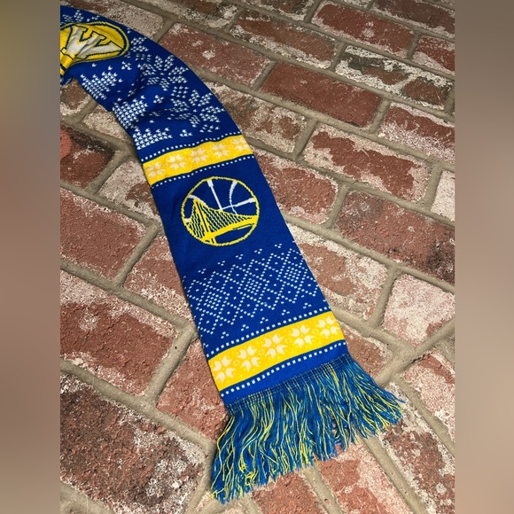 FOCO 2018 California Golden State Warriors Reversible Thematic Scarf. - Picture 2 of 4